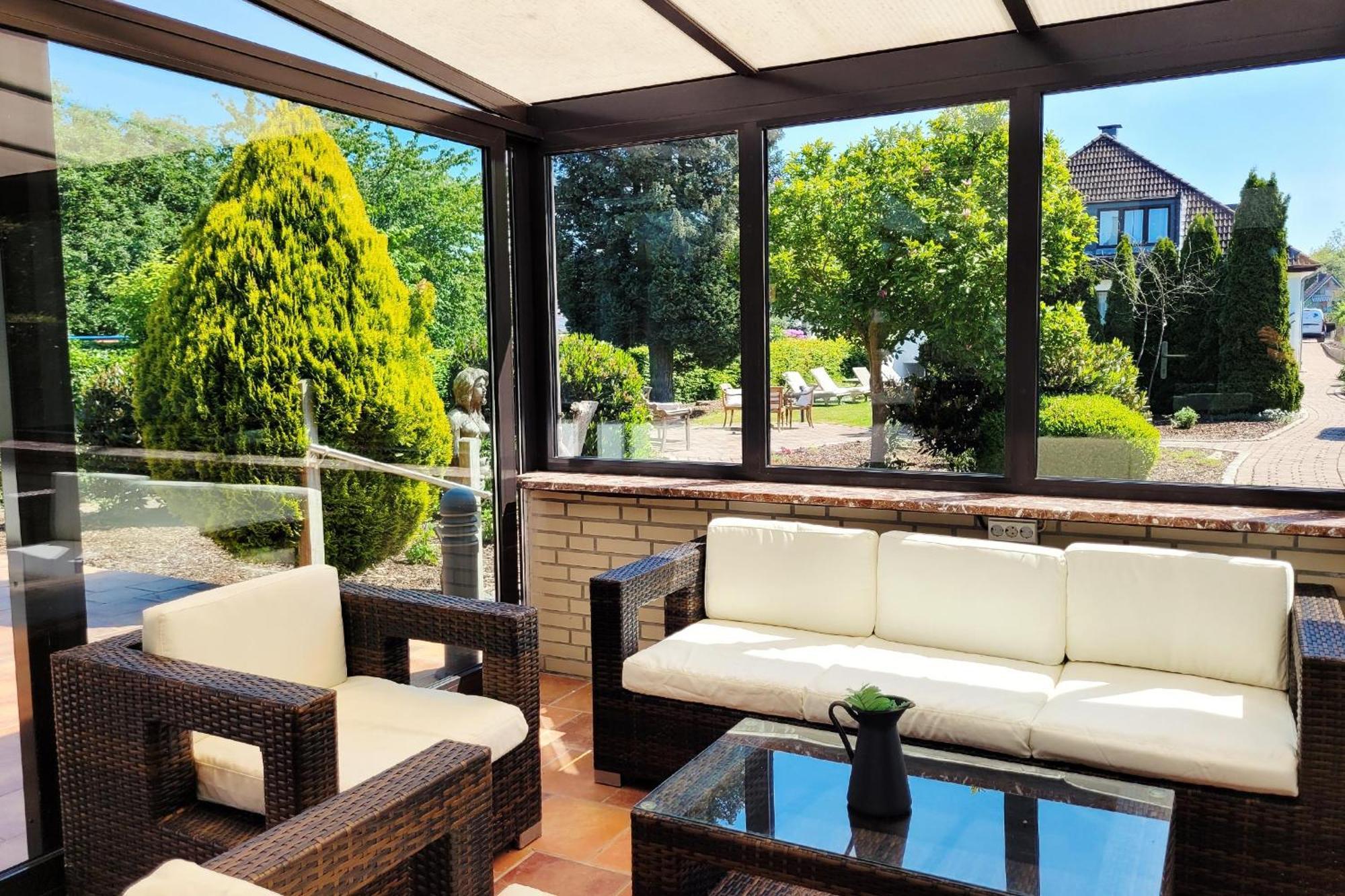 Hochwertige Ferienwohnung Mit Sonnenterrasse & Gartenblick, Nur Wenige Gehminuten Zum Strand Scharbeutz Zewnętrze zdjęcie